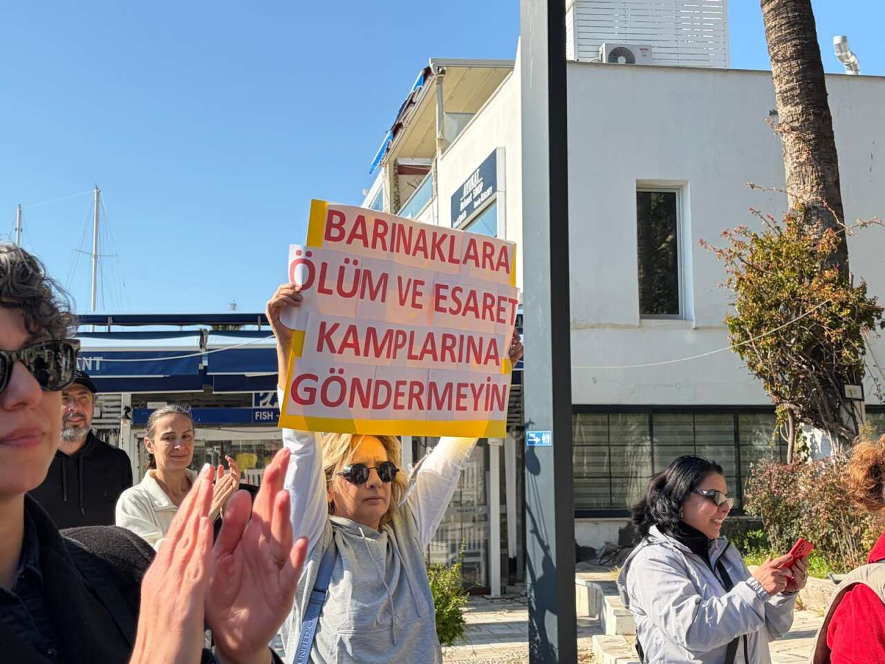 Muğla’da Hayvan Hakları Tepkisi: “Sessiz Canların Sesi Oluyoruz” 5